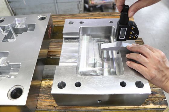 Standart Olmayan Özel Plastik Kalıp Tabanı Kalınlık Toleransı 0.1mm