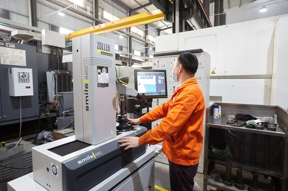 MORI SEIKI Kodu Kalıp Demir Enjeksiyon Parçaları Hassas Taşlama Kilitleme Modülü